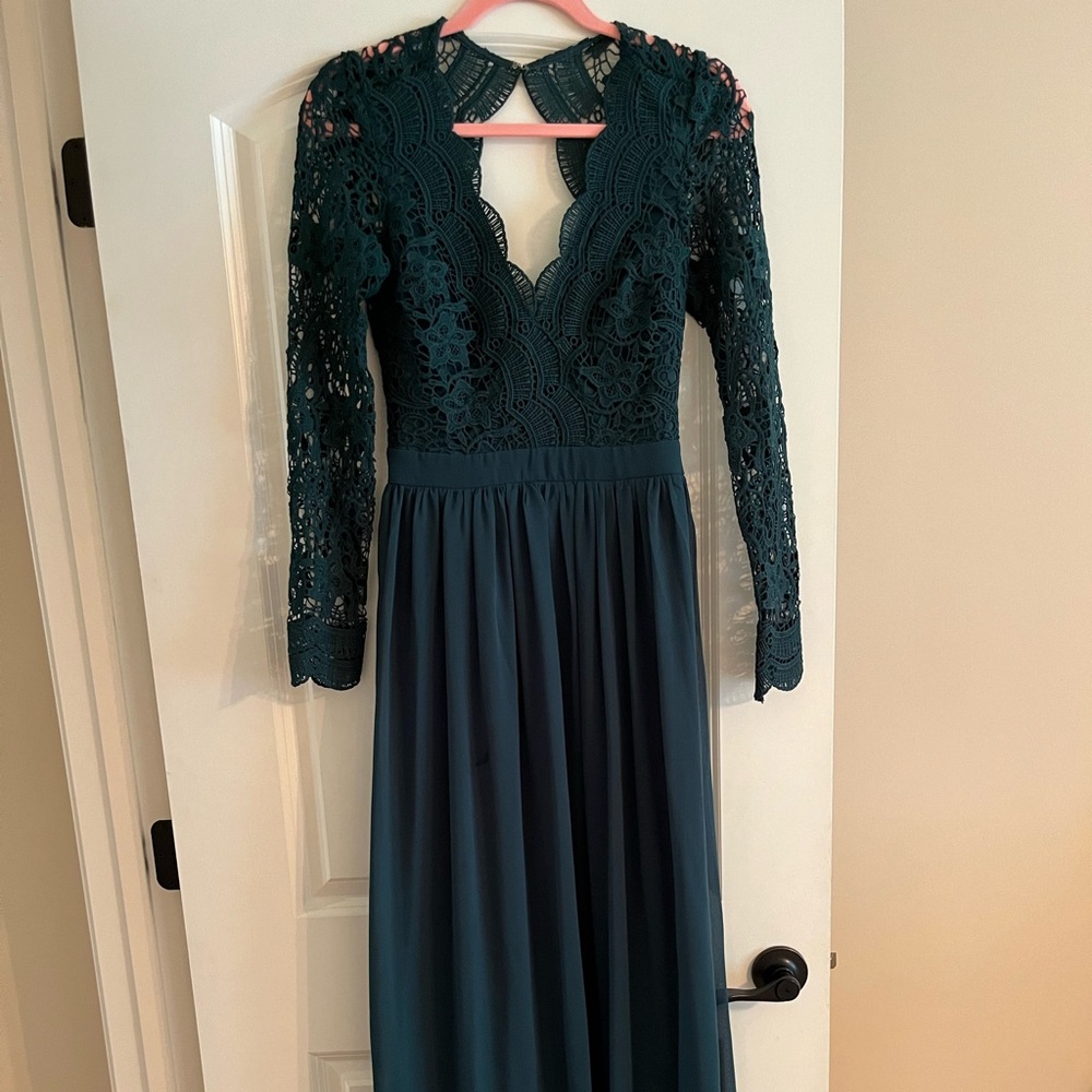 Lulu’s long sleeve lace dress